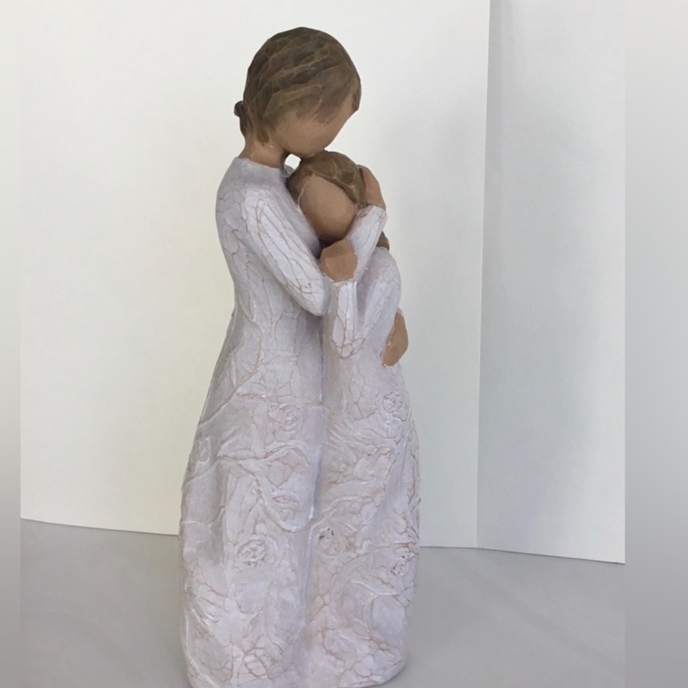 Close to Me Willow Tree figurine